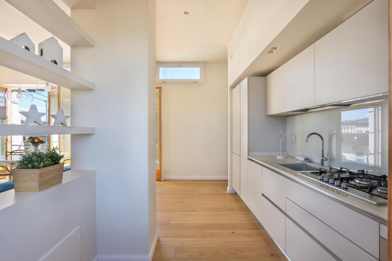 Appartement Penthouse With Big Terrace In Oltrarno à Florence Extérieur photo