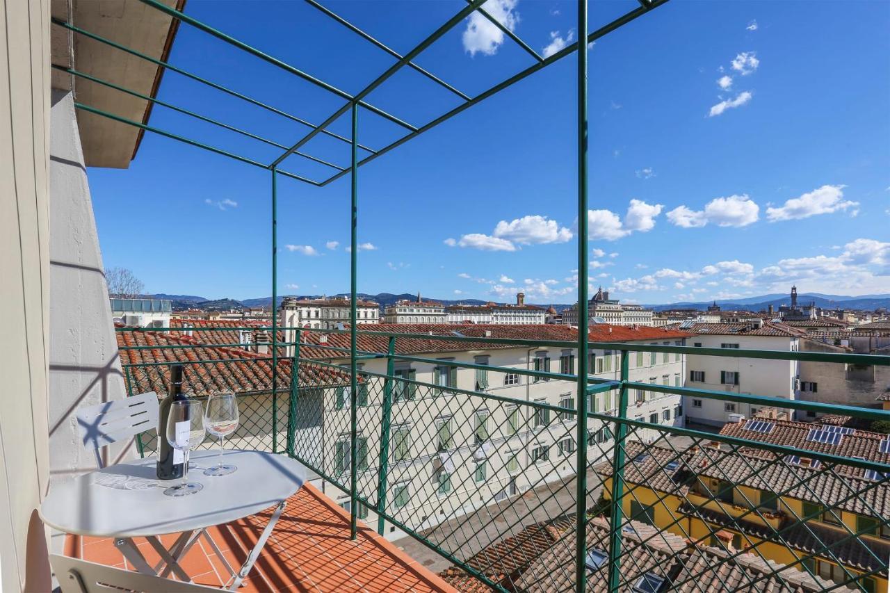 Appartement Penthouse With Big Terrace In Oltrarno à Florence Extérieur photo